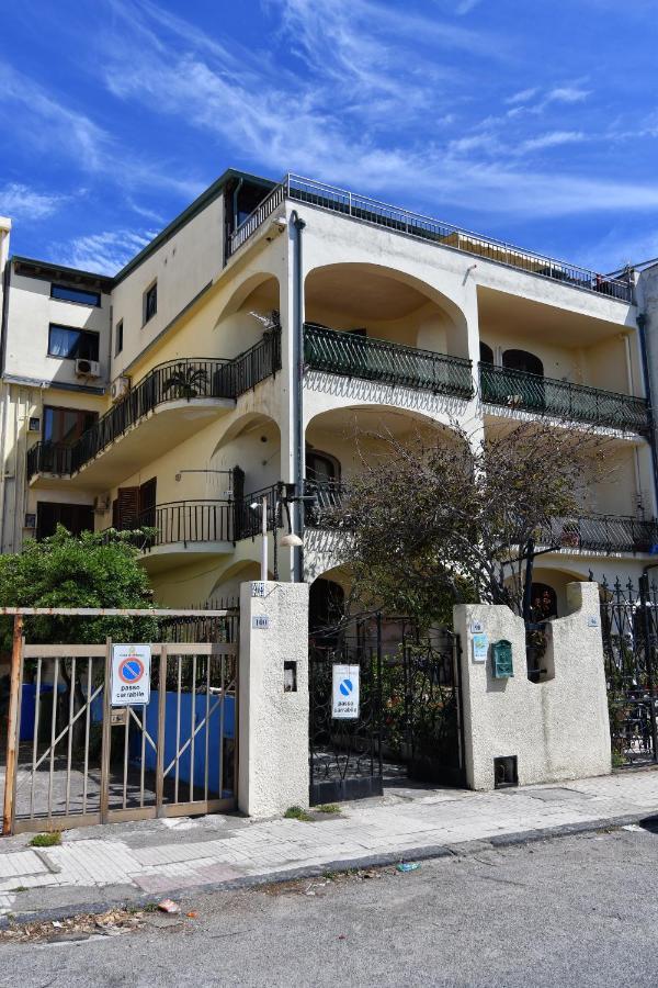 Civico 98 Hotel Milazzo Eksteriør billede